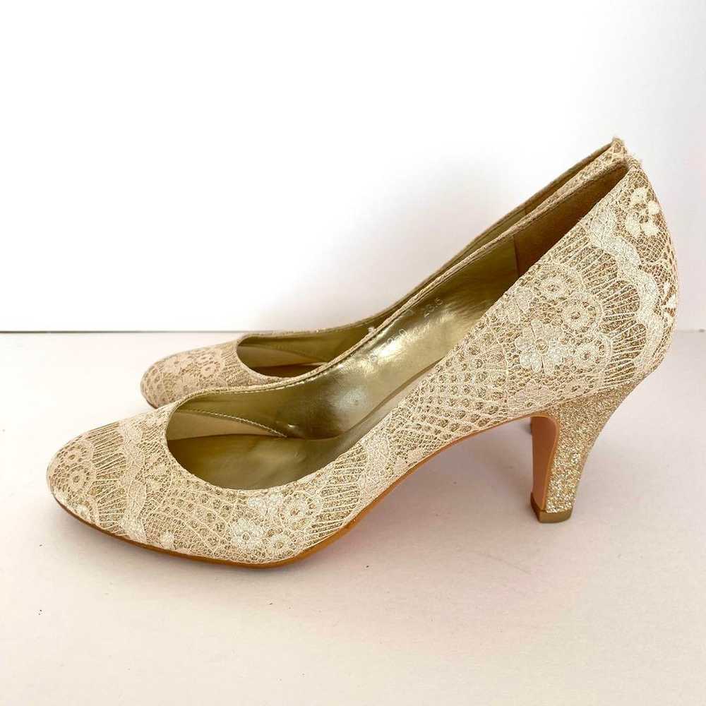 [Sofia Collection] Gold Lace Pumps - image 3