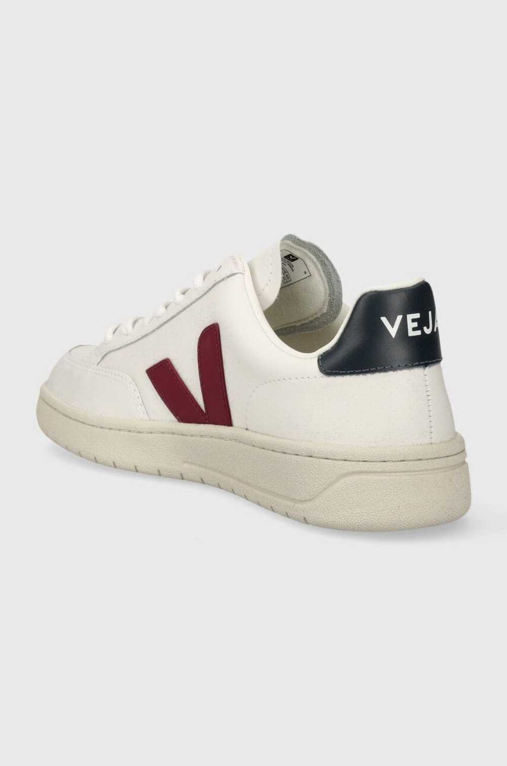 Veja o1s22i1n1224 V -12 Low-Top Sneakers in White - image 3