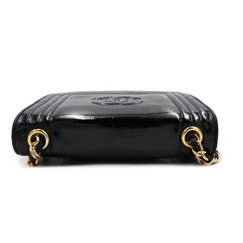 Chanel Patent leather handbag - image 4