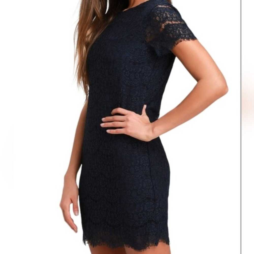 LULUS Navy Blue Lace Shift Dress in Size L - image 9