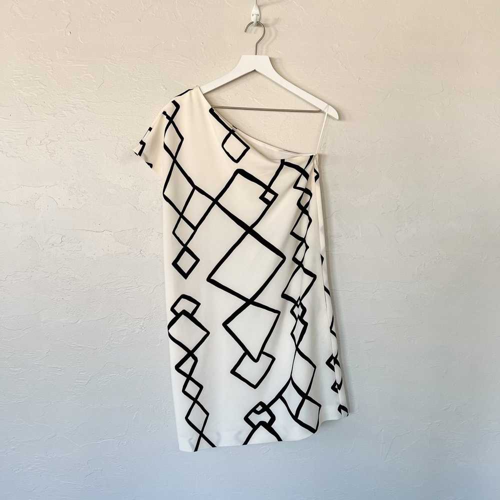 Keepsake White and Black Geometric One Shoulder D… - image 1