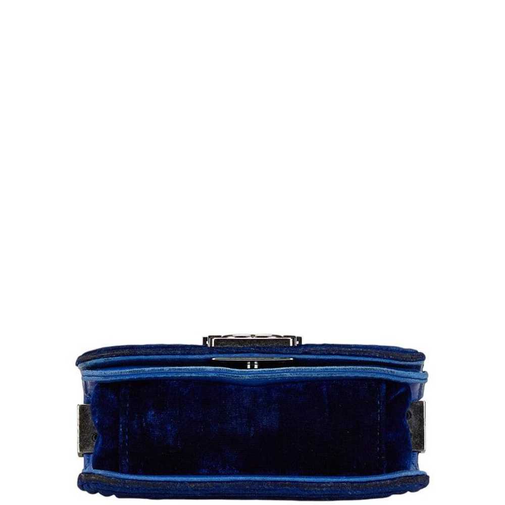 Chanel Leather crossbody bag - image 3