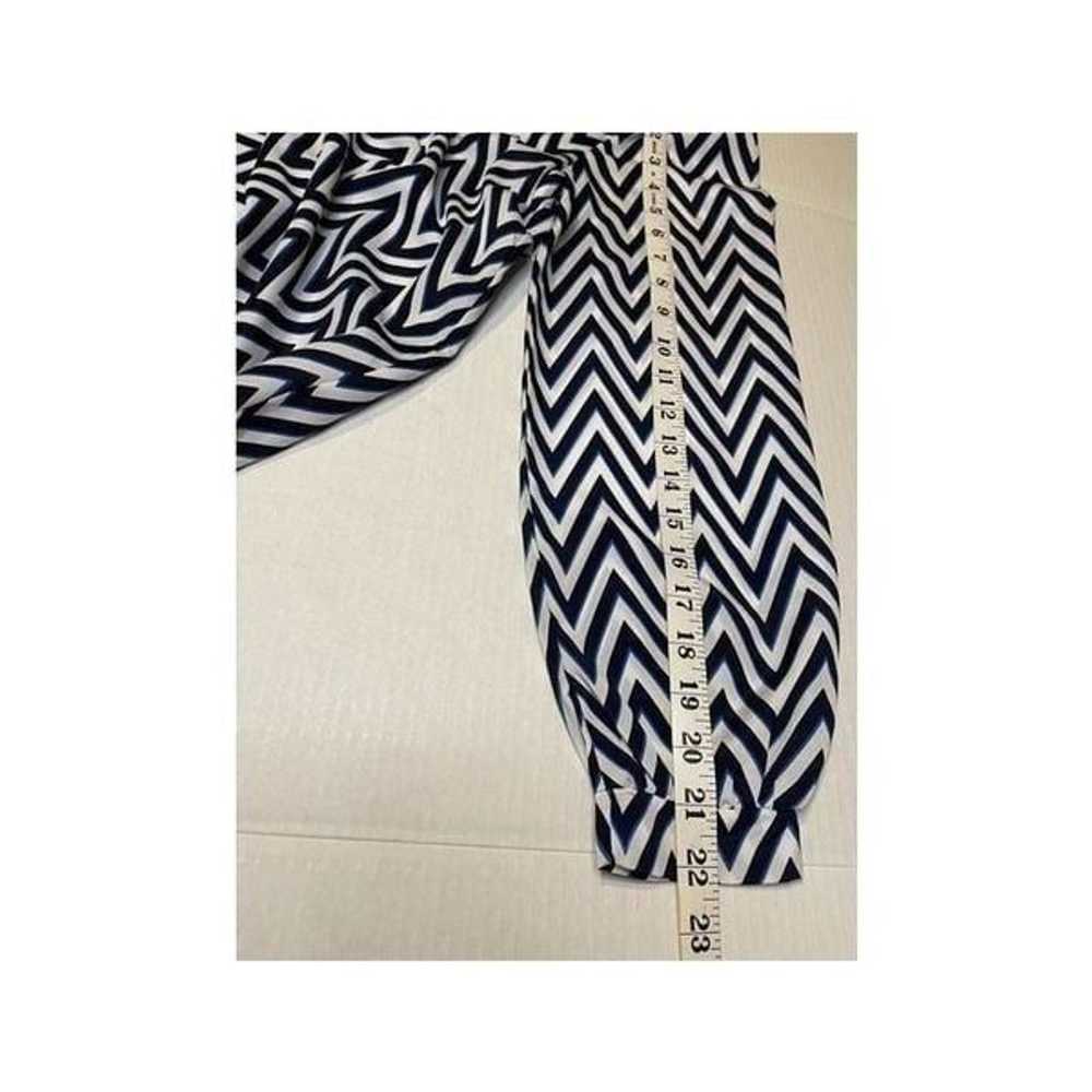 Everly Anthropologie Blue and White Chevron Shift… - image 5