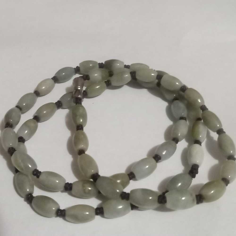 Vintage 1970's knotted genuine jade Jadeite stone… - image 2