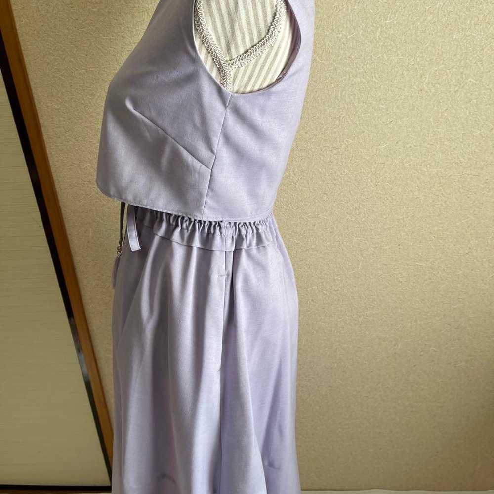 Lavender sleeveless knee-length dress - image 4