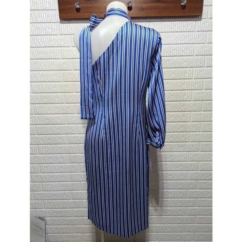 Banana Republic Women's Blue & White Striped One … - image 4