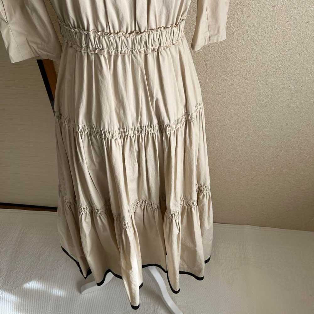 Cream-colored pleated dress - image 3