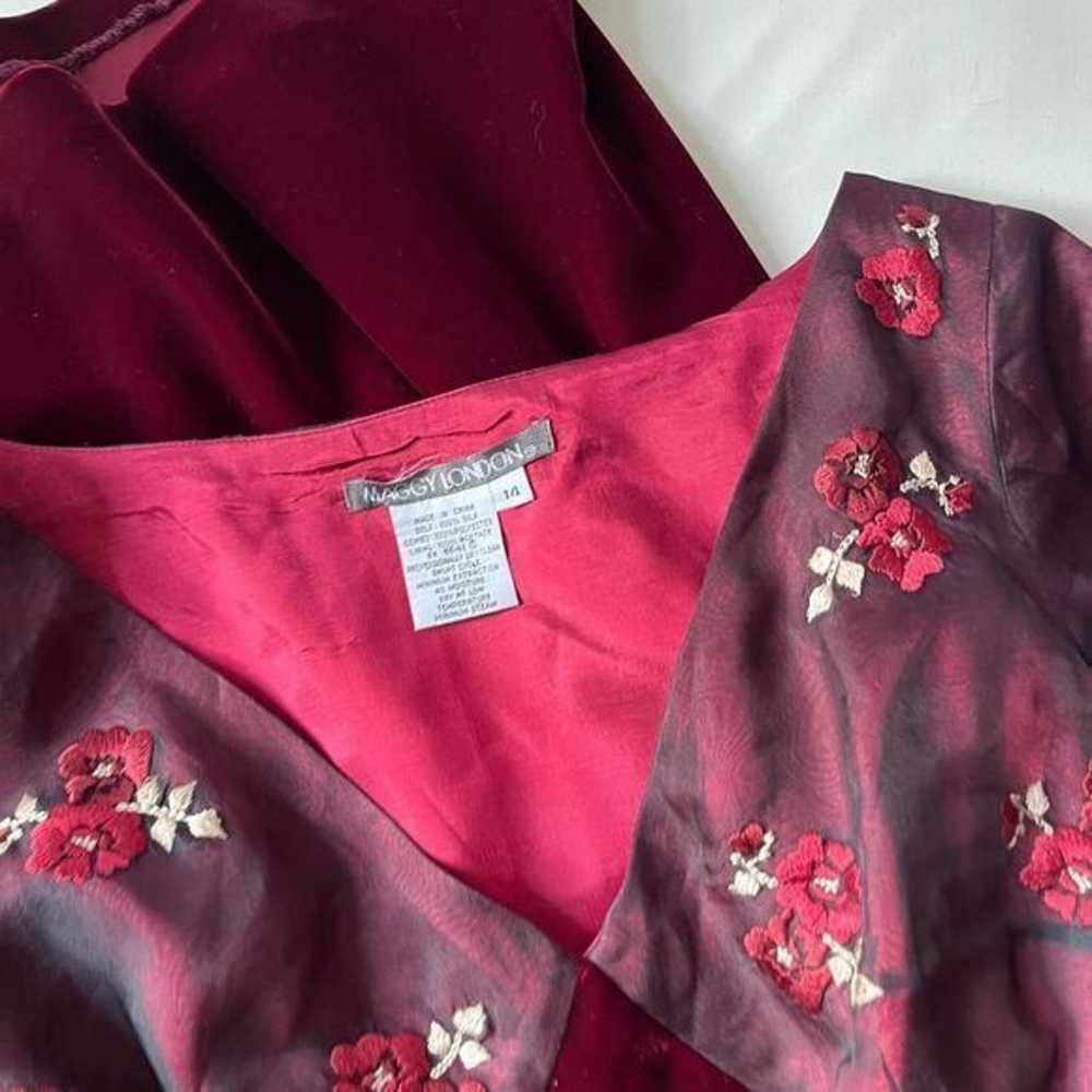 maggy london red velvet vintage silk v neck flora… - image 3