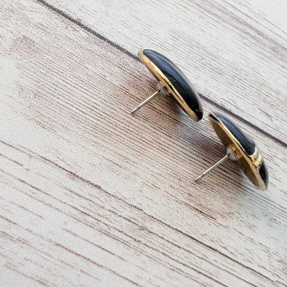 Vintage Stud Earrings Black with Gold Tone Stripe - image 7