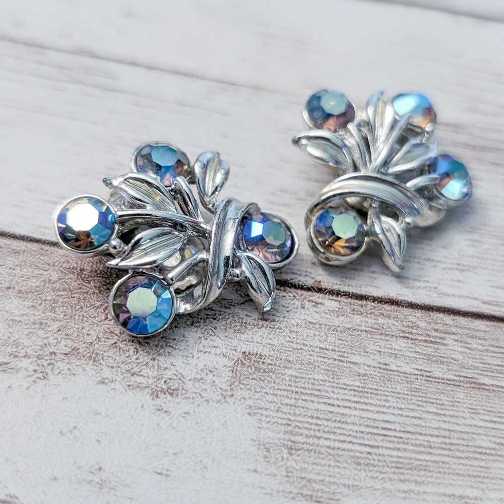 Vintage Clip On Earrings - Stunning Silver Tone &… - image 3