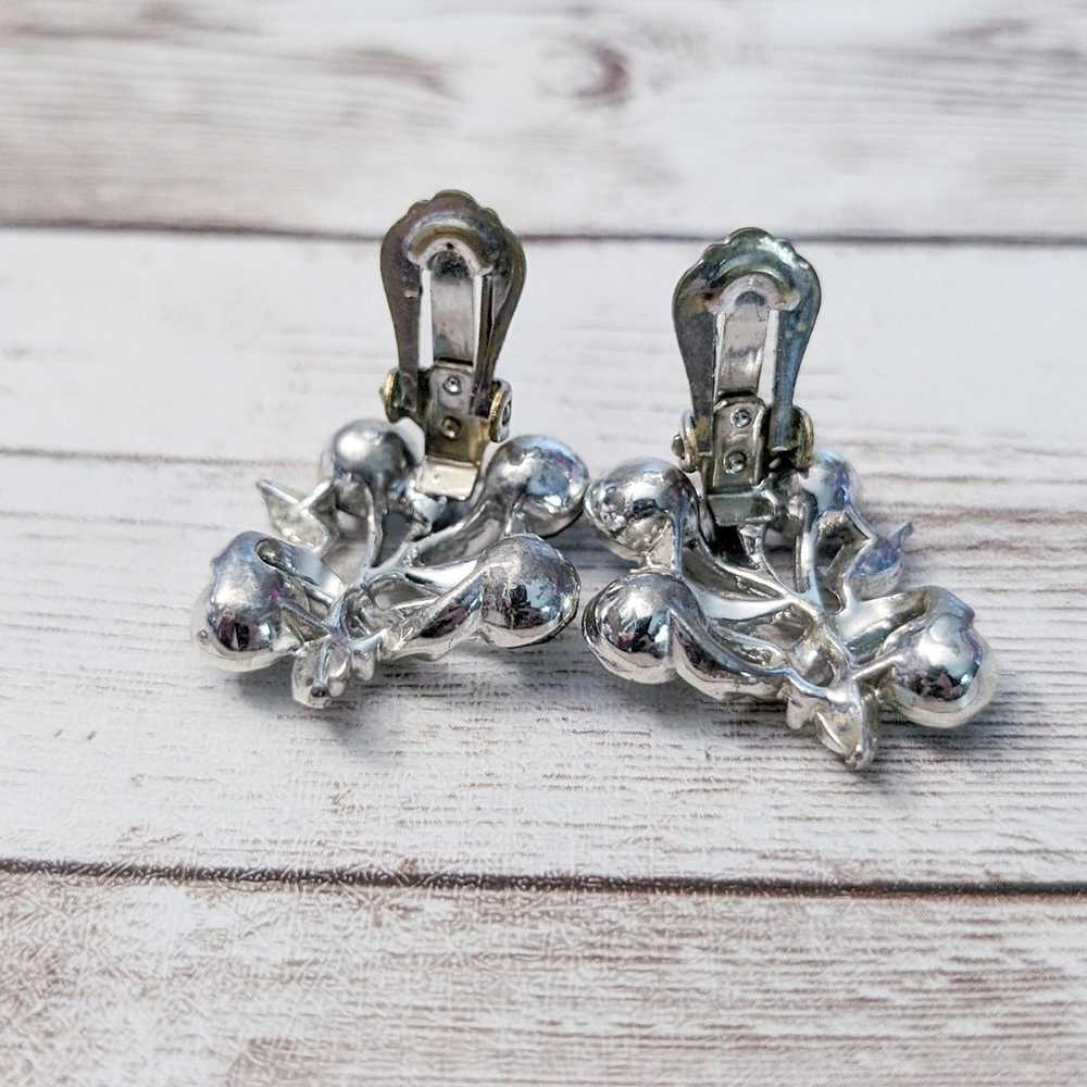 Vintage Clip On Earrings - Stunning Silver Tone &… - image 4