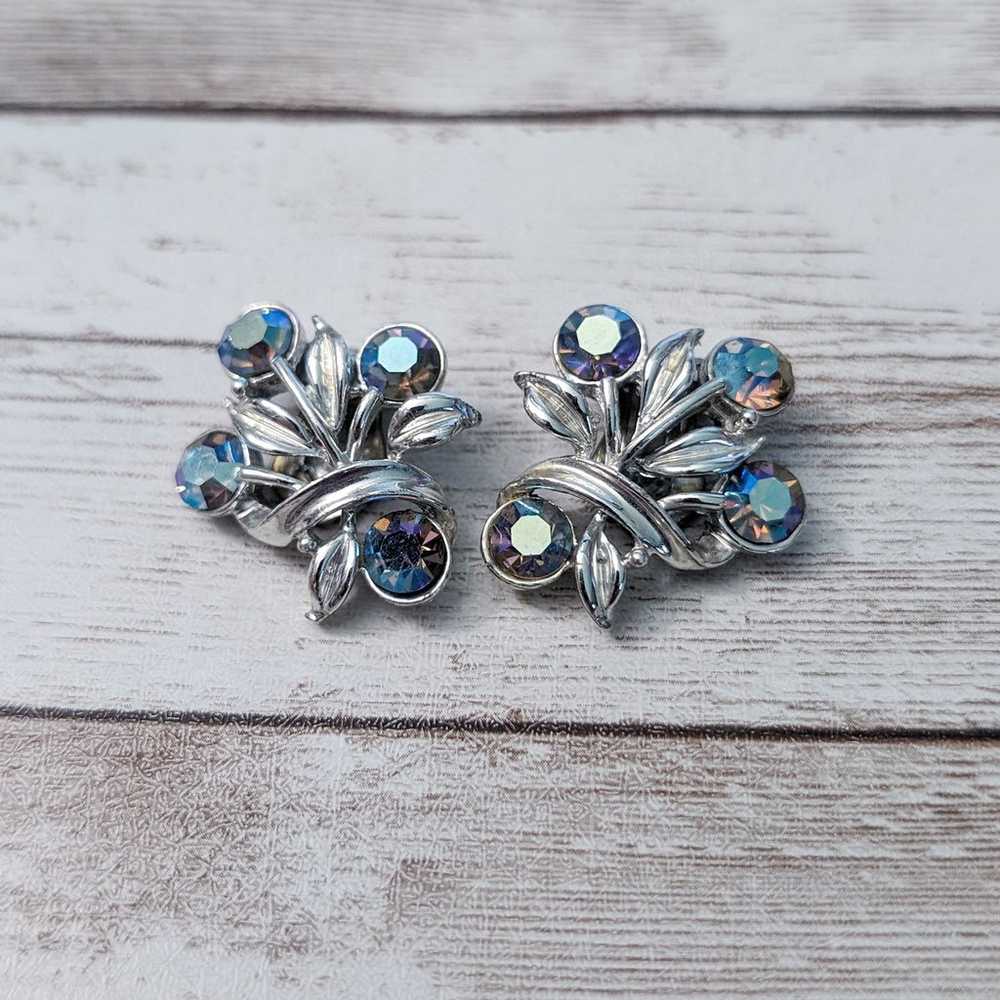 Vintage Clip On Earrings - Stunning Silver Tone &… - image 7