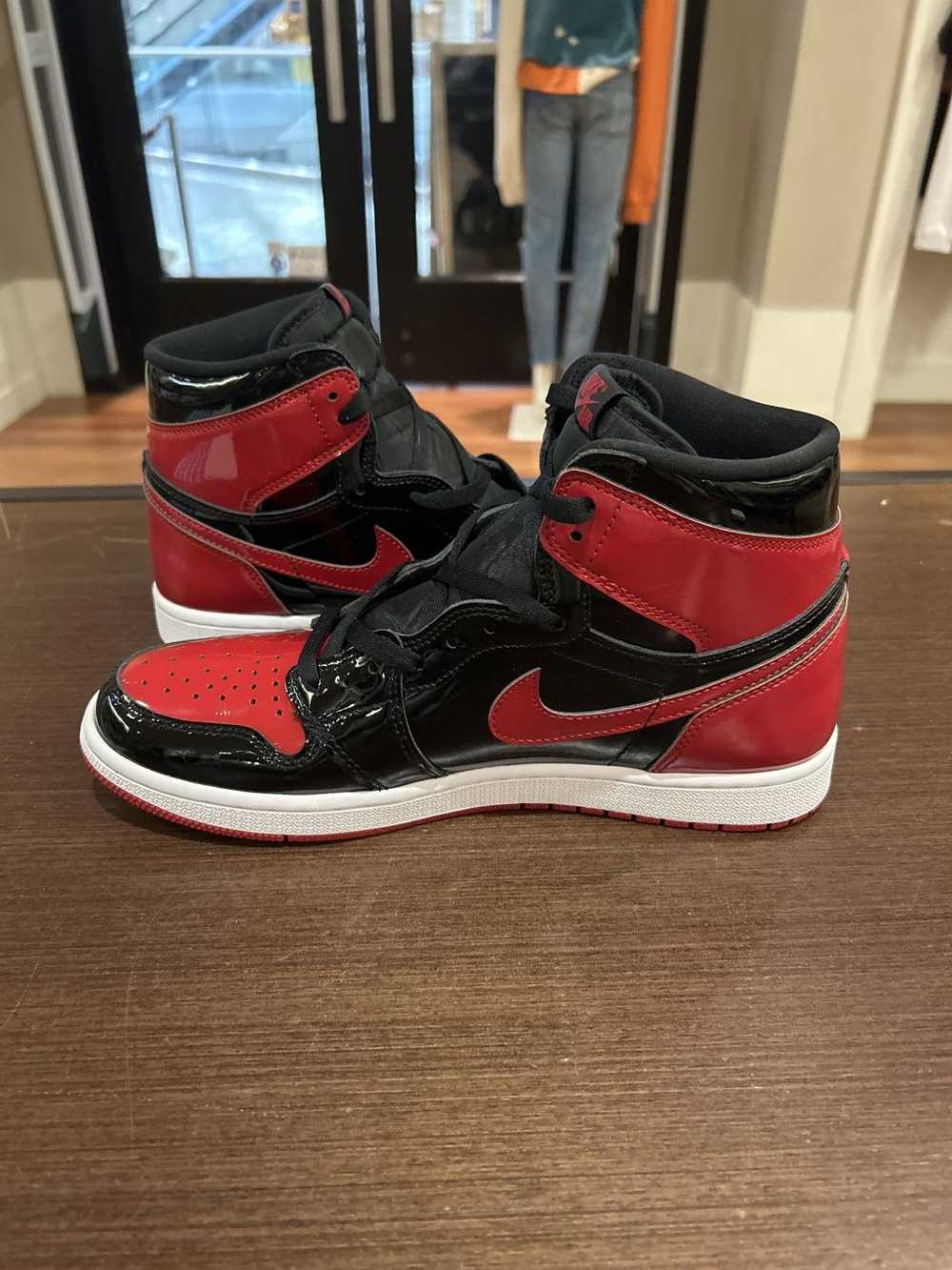 Jordan Brand Jordan 1 Retro High OG ‘Patent Bred’ - image 3