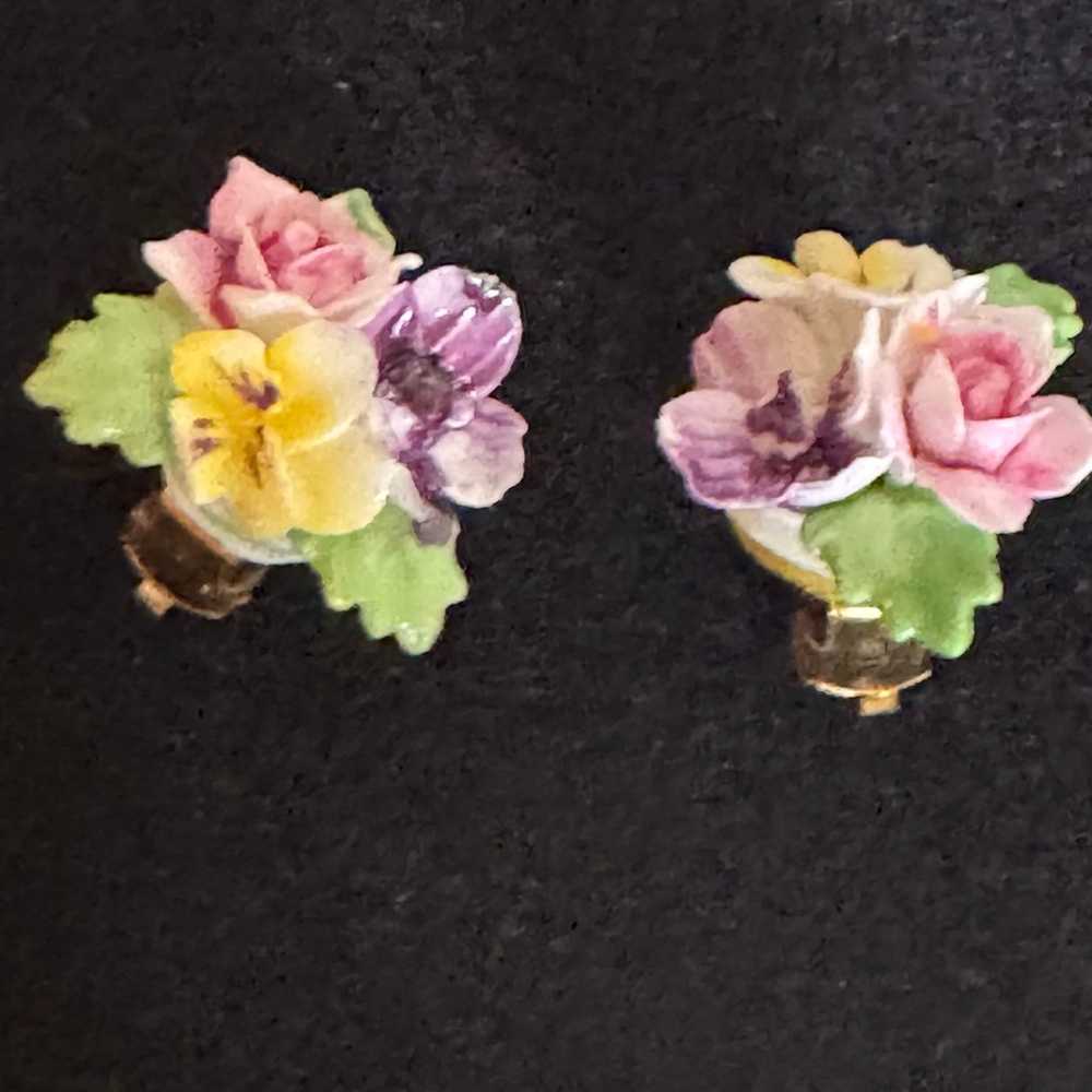 Vintage Porcelain Flower Earrings - image 2