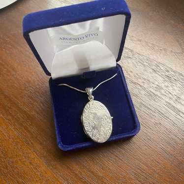 Vintage Sterling Silver Oval Locket Necklace - image 1