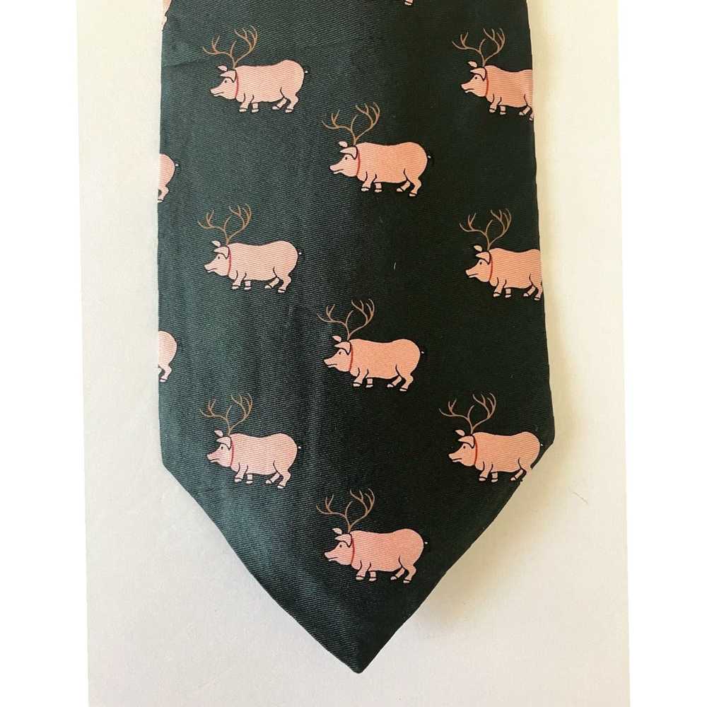 Vintage Luxurious Silk Black Necktie Featuring Wh… - image 1