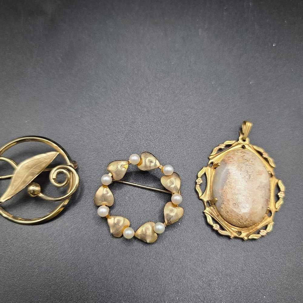 Vintage gold filled broochs lot - image 4