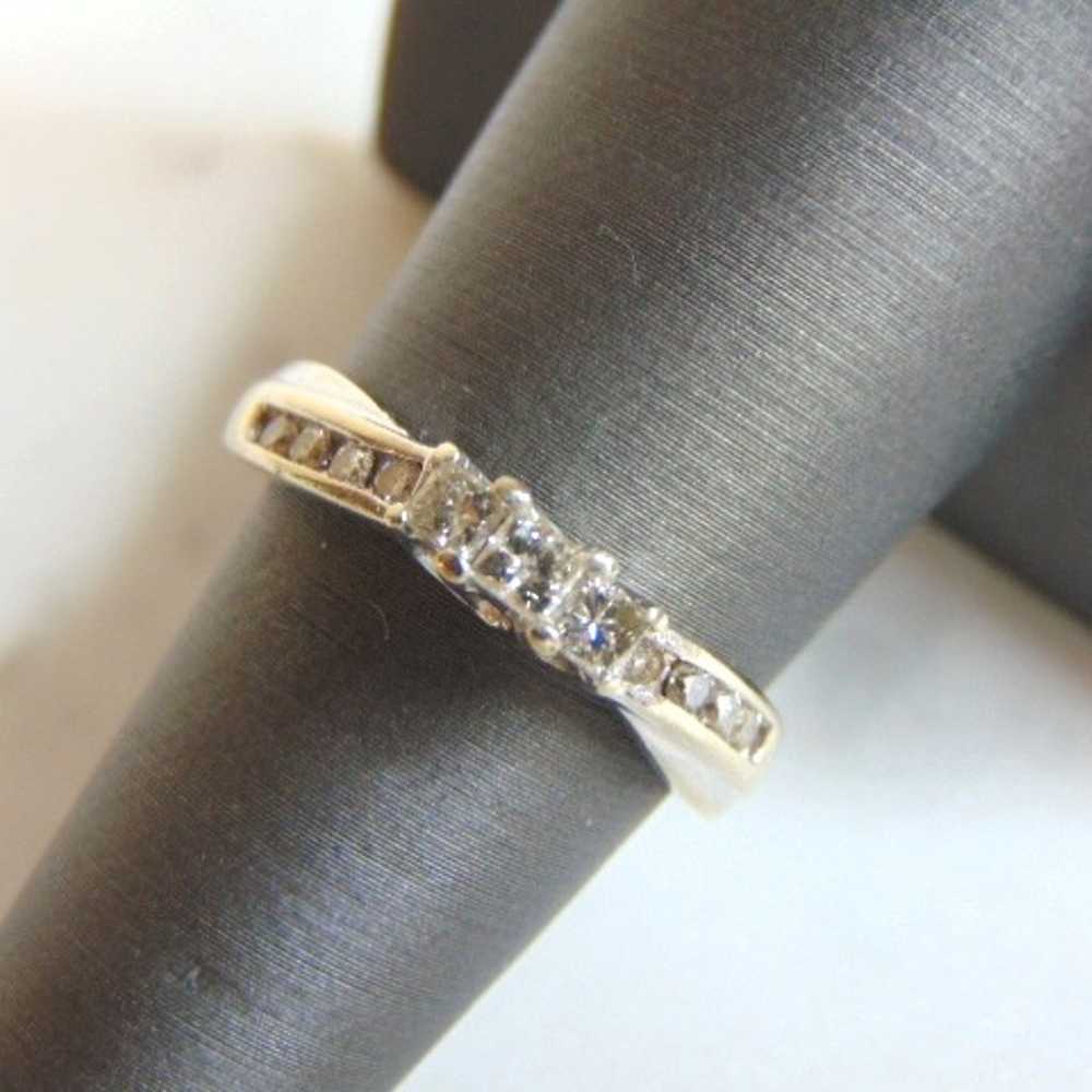 10K White Gold Diamond Ring E2276 - image 1