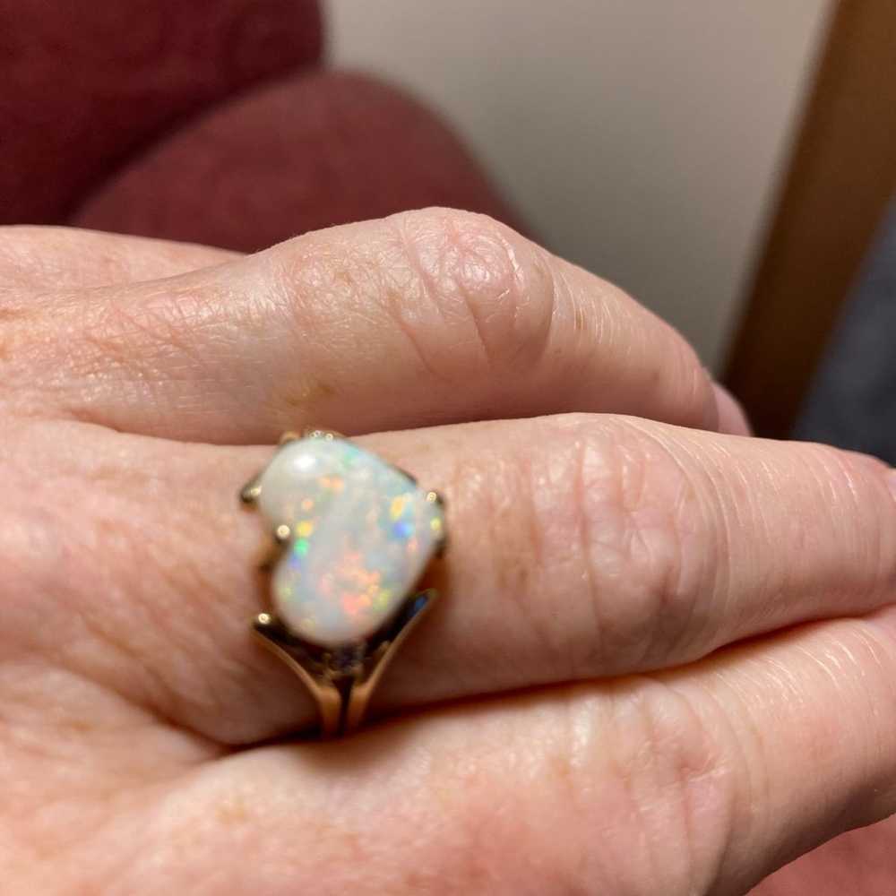 Vintage opal and diamonds ring. 14 k solid gold. … - image 2