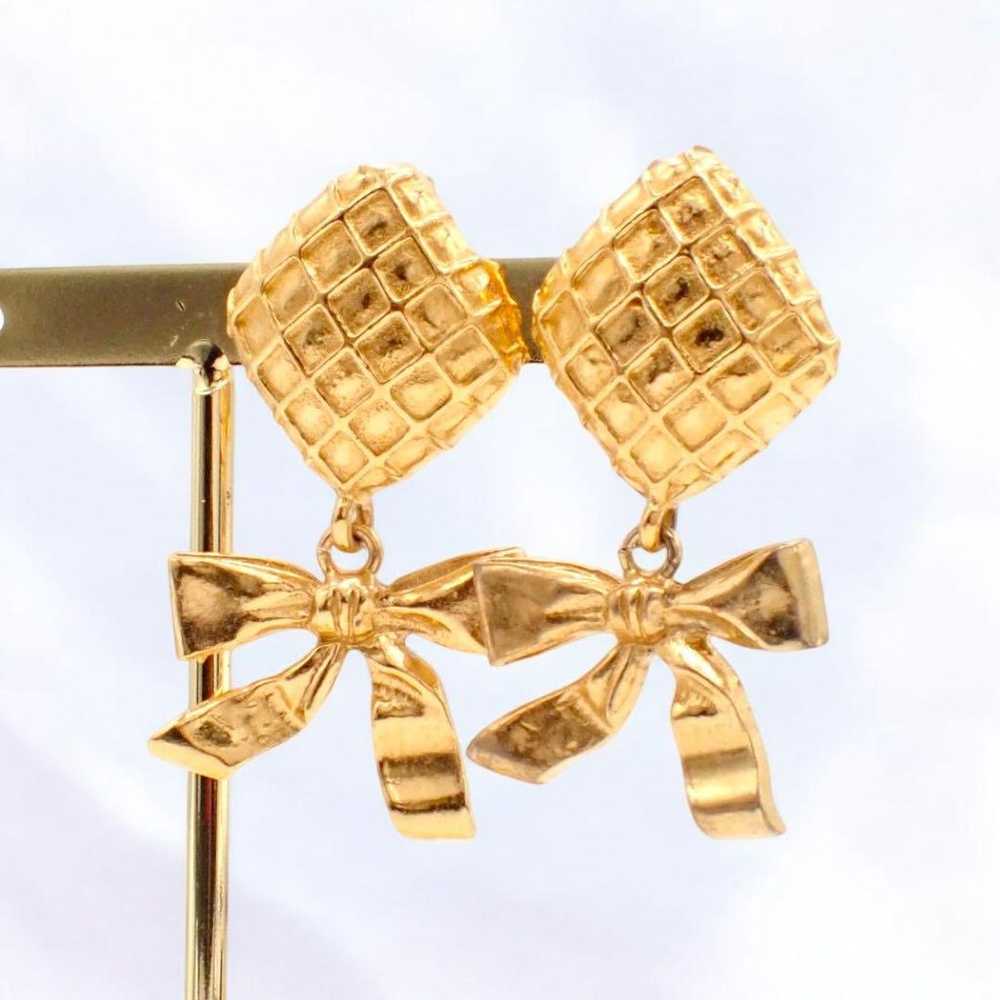 Chanel Earrings Matelassé Ribbon Swing Drop Gold … - image 1