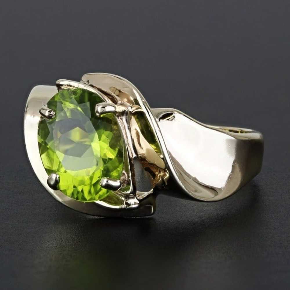 Vintage 10K Yellow Gold Oval Green Peridot Annive… - image 2