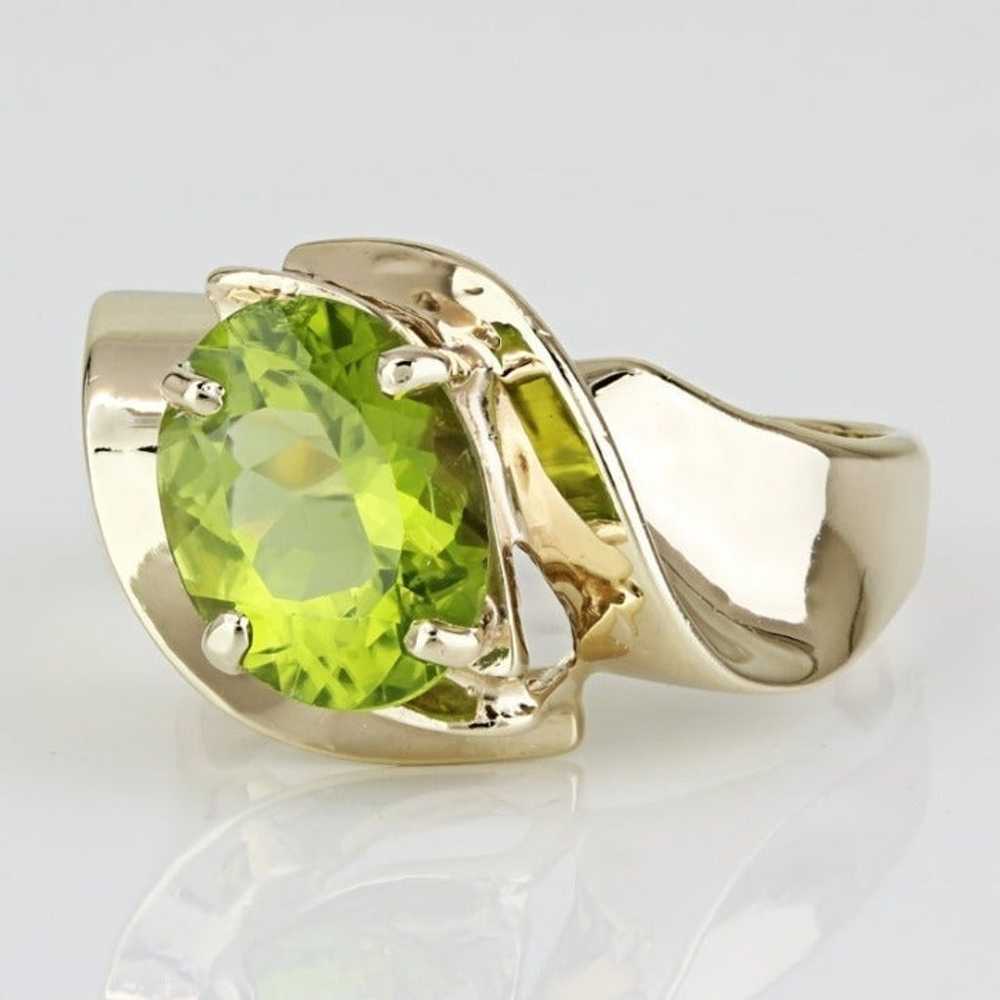 Vintage 10K Yellow Gold Oval Green Peridot Annive… - image 3