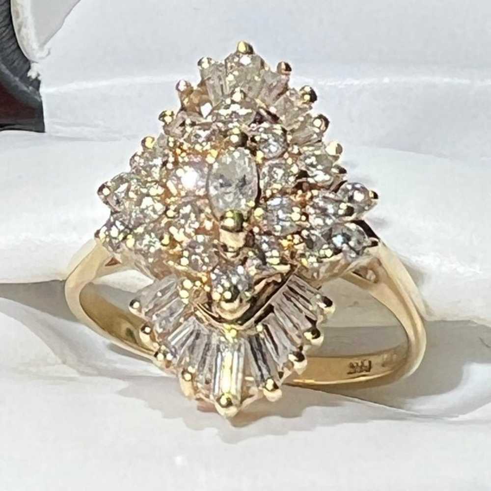 BEAUTIFUL PURE 14K YELLOW GOLD WITH REAL FRESH DI… - image 1