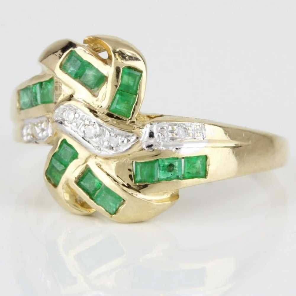 Vintage 14k Yellow Gold Ribbon Emerald and Diamon… - image 3