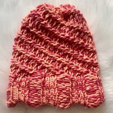 ORANGE & PINK HAND KNIT BEANIE HAT NWOT