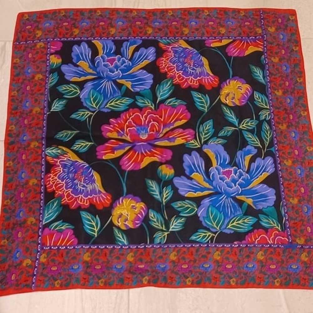 Vintage Liz Claiborne 100% Silk Scarf Flowers 30.… - image 1