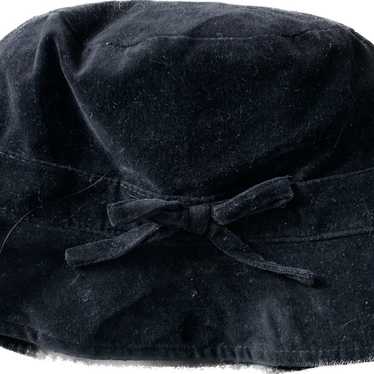 Vintage Y2K GAP black velveteen bucket hat