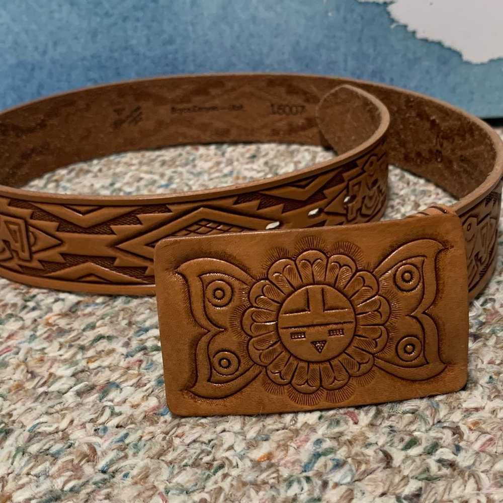 Vintage Southwestern/Boho Tooled Leather Belt - image 6