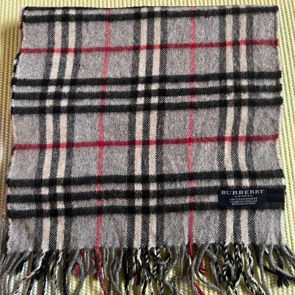 Burberry Grey Vintage Scarf 100% Cashmere - image 1