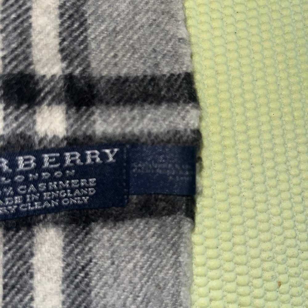 Burberry Grey Vintage Scarf 100% Cashmere - image 3