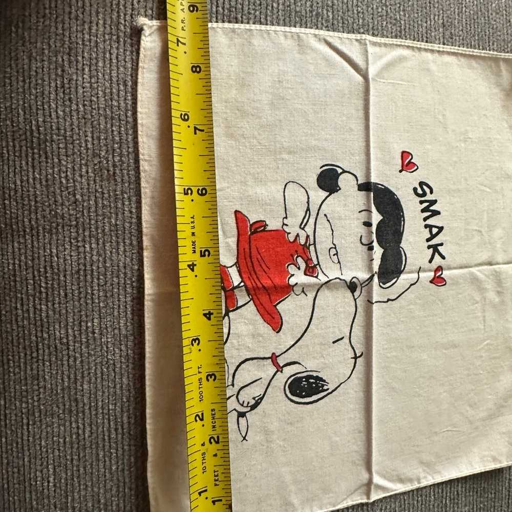 Vintage Peanuts Snoopy kissing Lucy Handkerchief - image 5