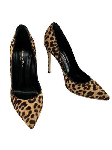 Gianvito Rossi Leopard Print Calf Hair Pumps, 38