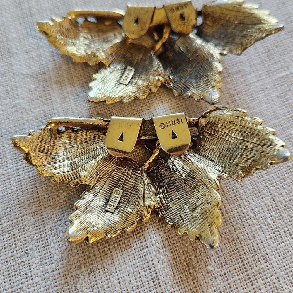 Vintage MUSI gold tone shoe clips - image 2