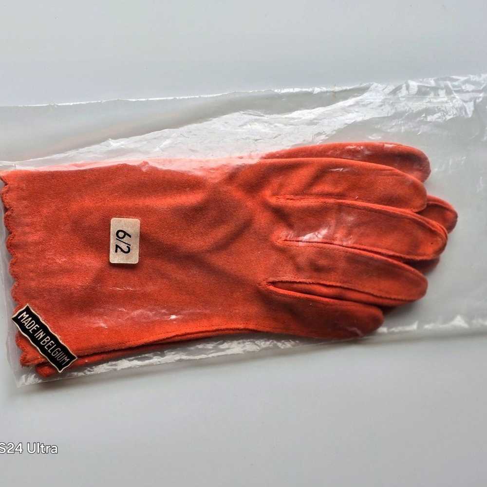 Vintage Fancy European Gloves - image 1