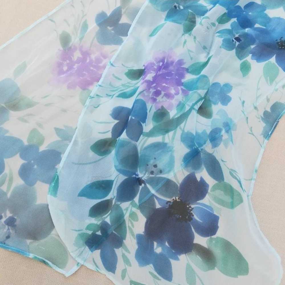 Vintage Blue Floral Scarf - image 3