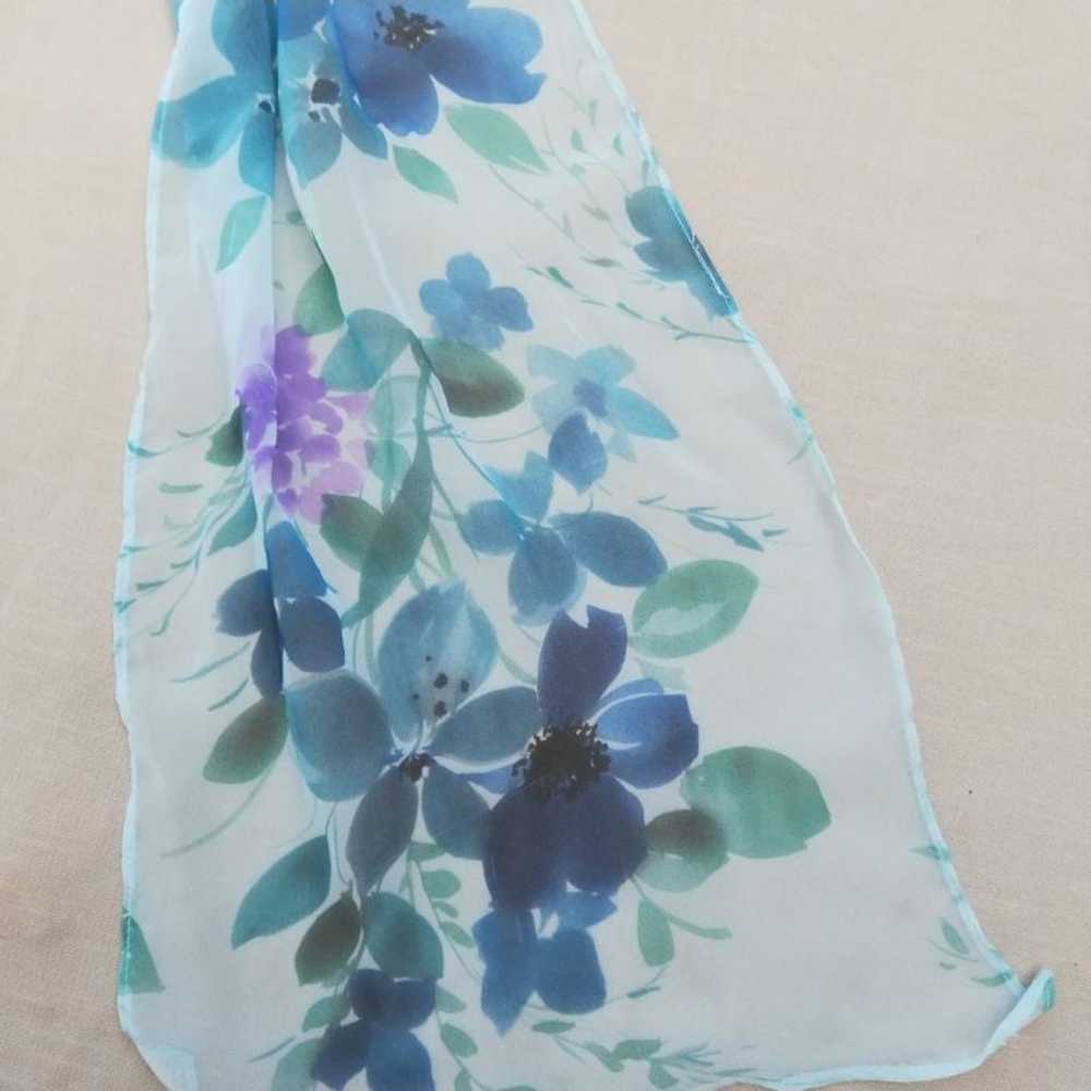 Vintage Blue Floral Scarf - image 5