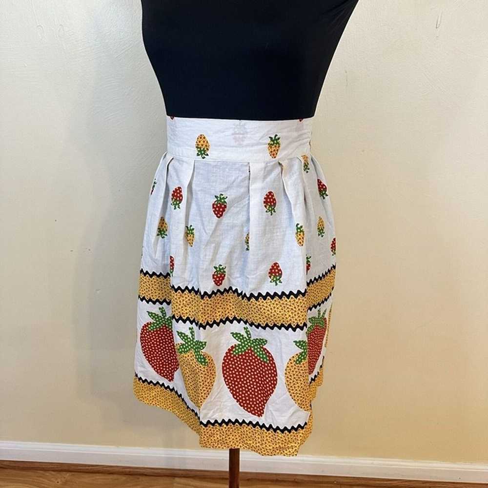 Womens Vintage Kitchen Apron Red Strawberry Tie B… - image 2