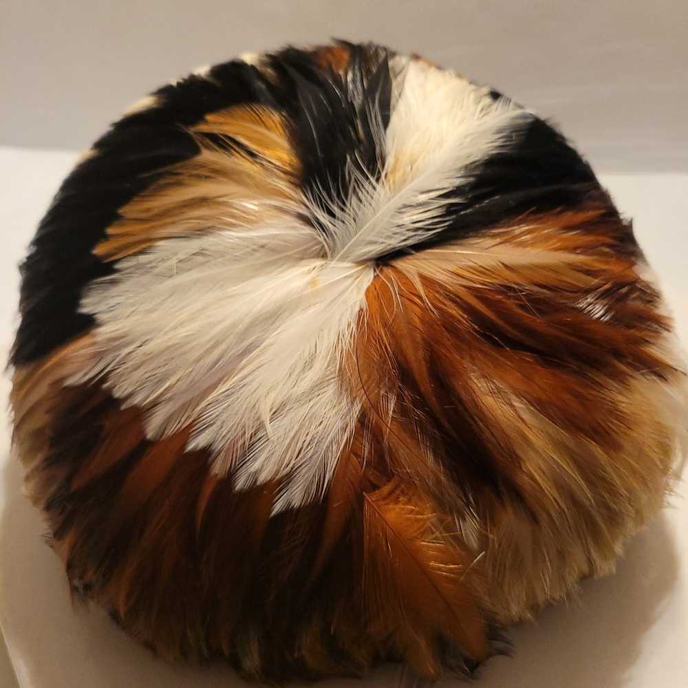 Womens Vintage Feather Hat - image 4