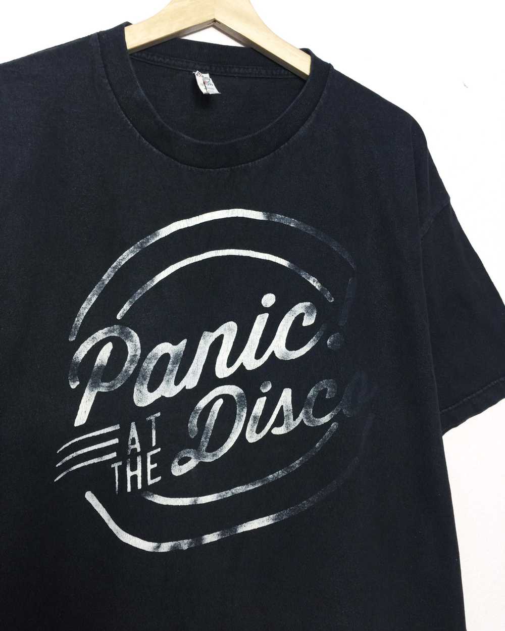 Band Tees × Rock T Shirt × Tour Tee Rare Panic At… - image 3