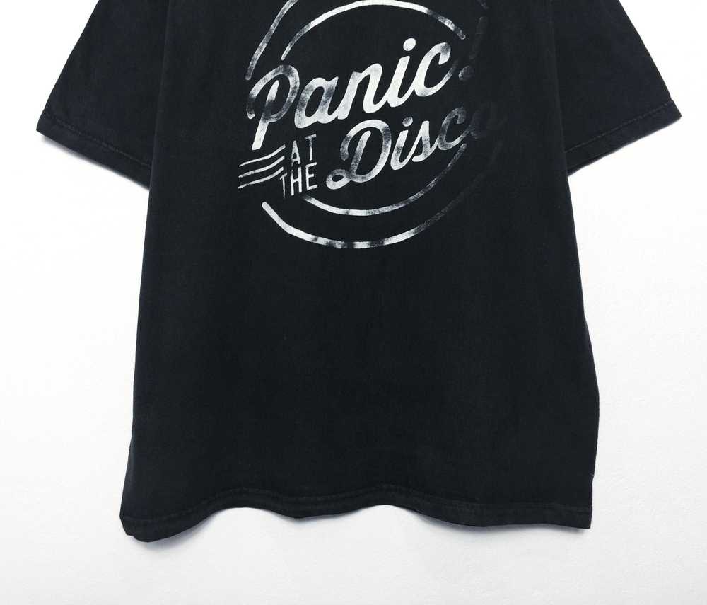 Band Tees × Rock T Shirt × Tour Tee Rare Panic At… - image 4