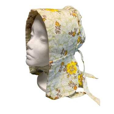 Vintage Handmade Womens Floral Prairie Bonnet - image 1