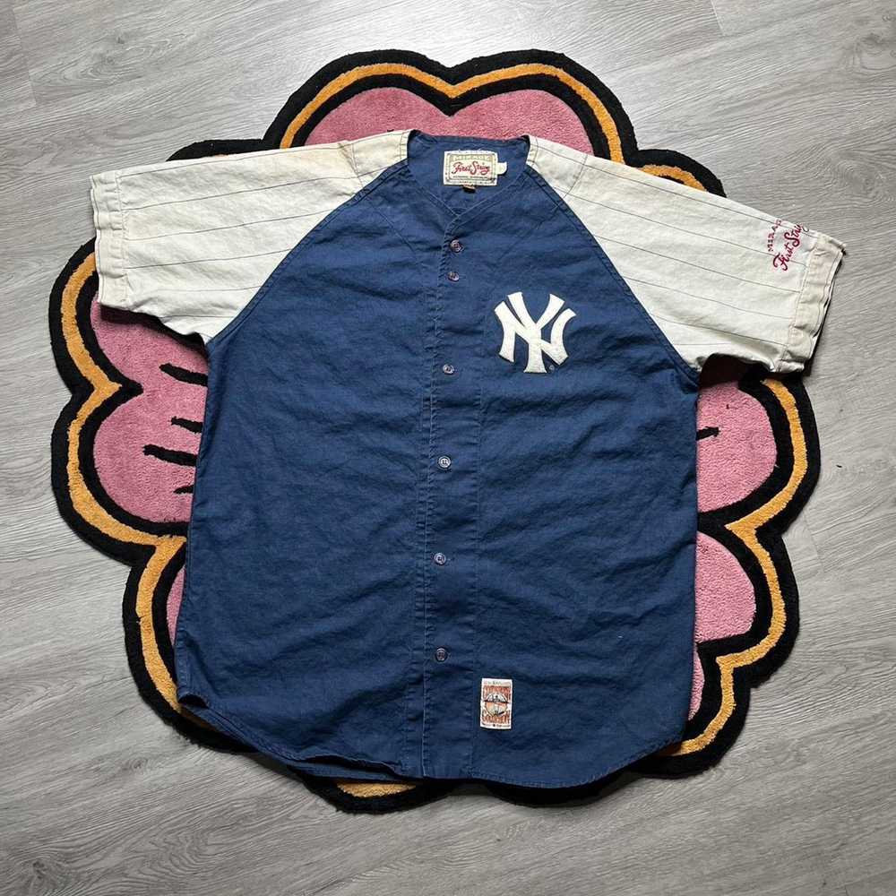 MLB Vintage 90’s Mirage New York Yankees Embroide… - image 1