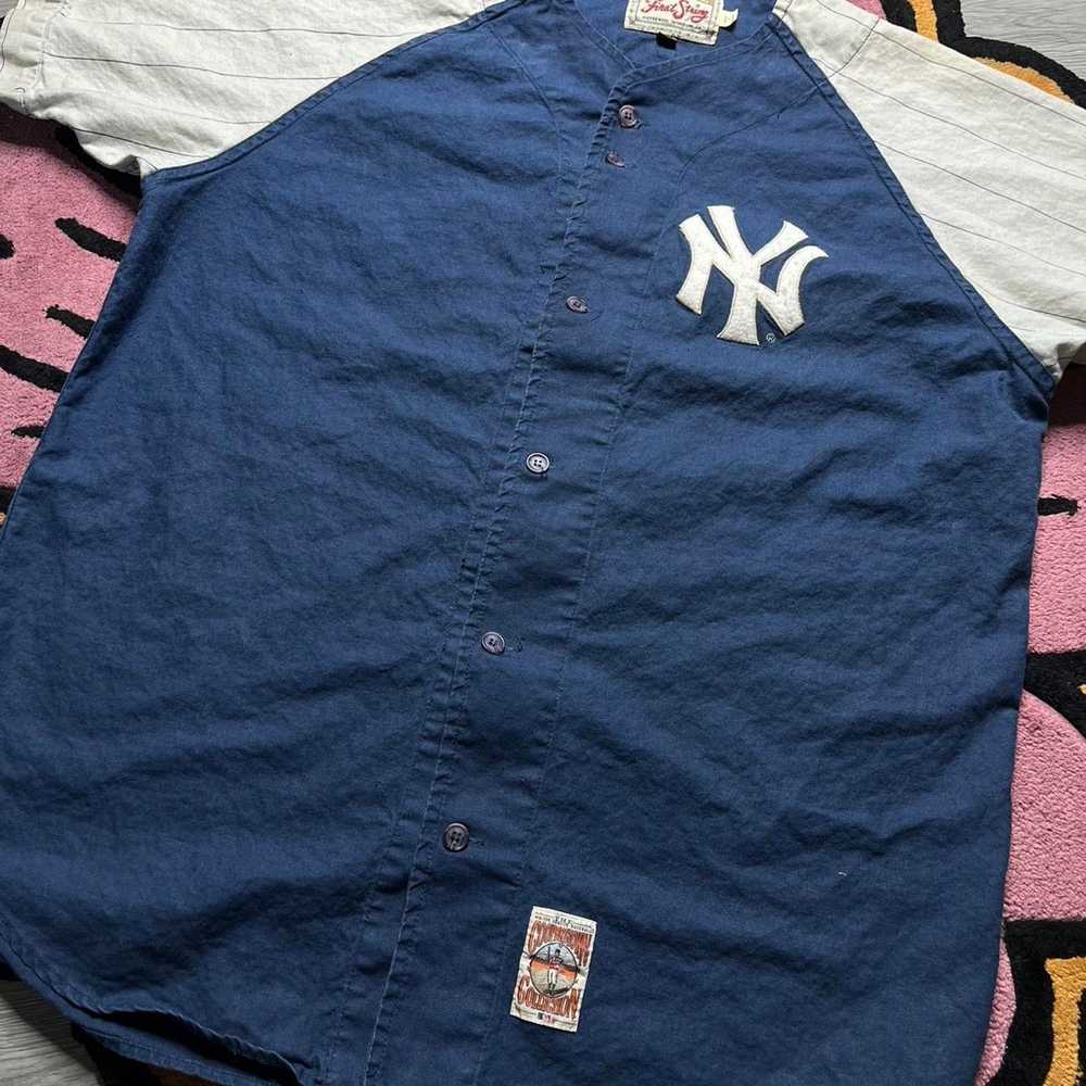 MLB Vintage 90’s Mirage New York Yankees Embroide… - image 2