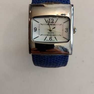 Working Vintage Women's Quartz Watch - image 1