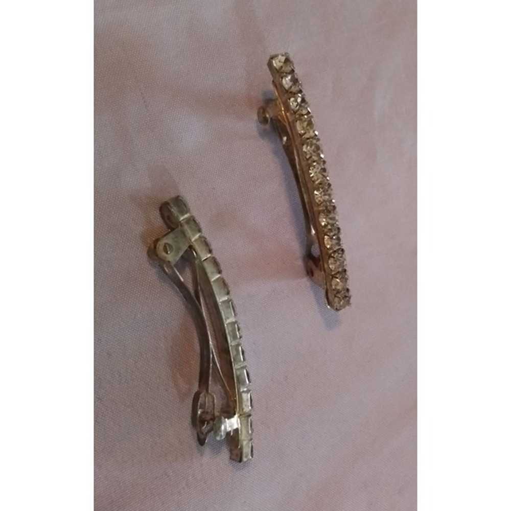 Vintage Rhinestone Gold-Tone Hair Barrettes Pair - image 3