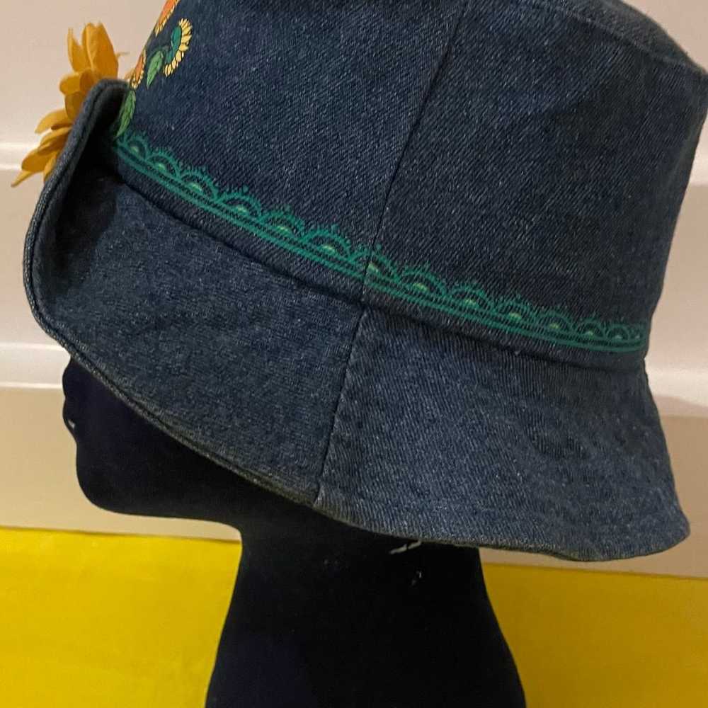 Vintage DISNEY Pocahontas Denim Bucket Hat with S… - image 2